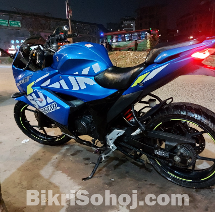 SUZUKI GIXXER SF